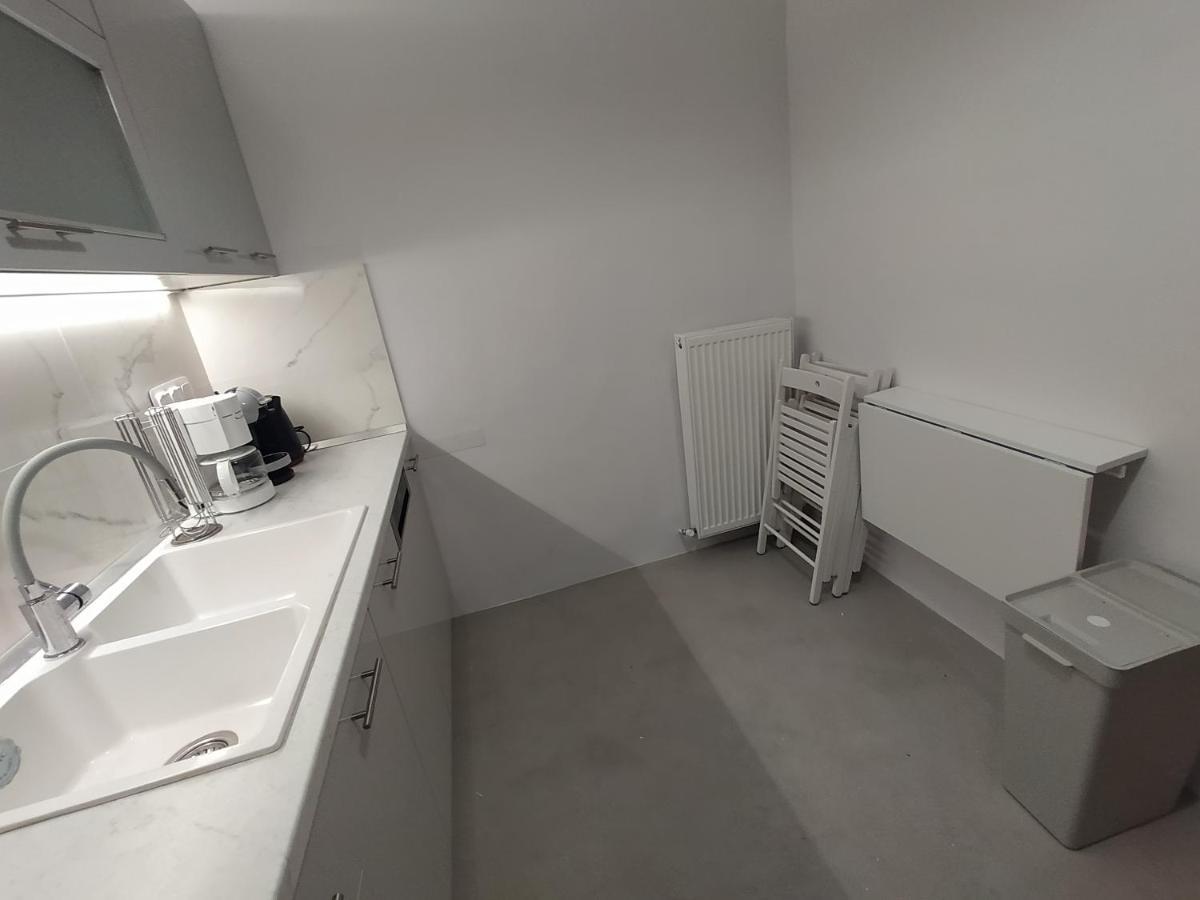 Athina Pantheon Mitropoleos Apartamento Tessalónica Exterior foto